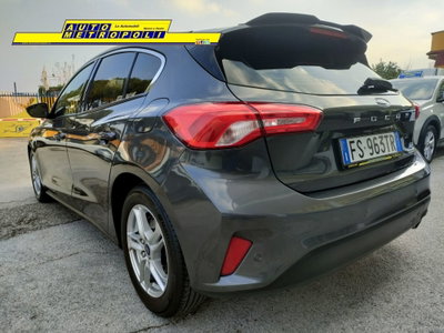 Ford Focus 1.5 TDCi 120 CV Start&Stop Powershift Business (4)