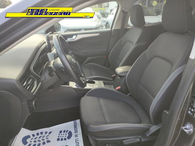 Ford Focus 1.5 TDCi 120 CV Start&Stop Powershift Business (9)