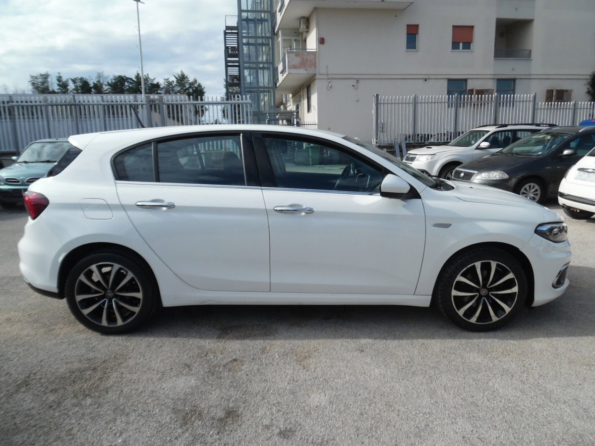 Fiat Tipo Tipo 1.3 Mjt S&S 5 porte Lounge (8)