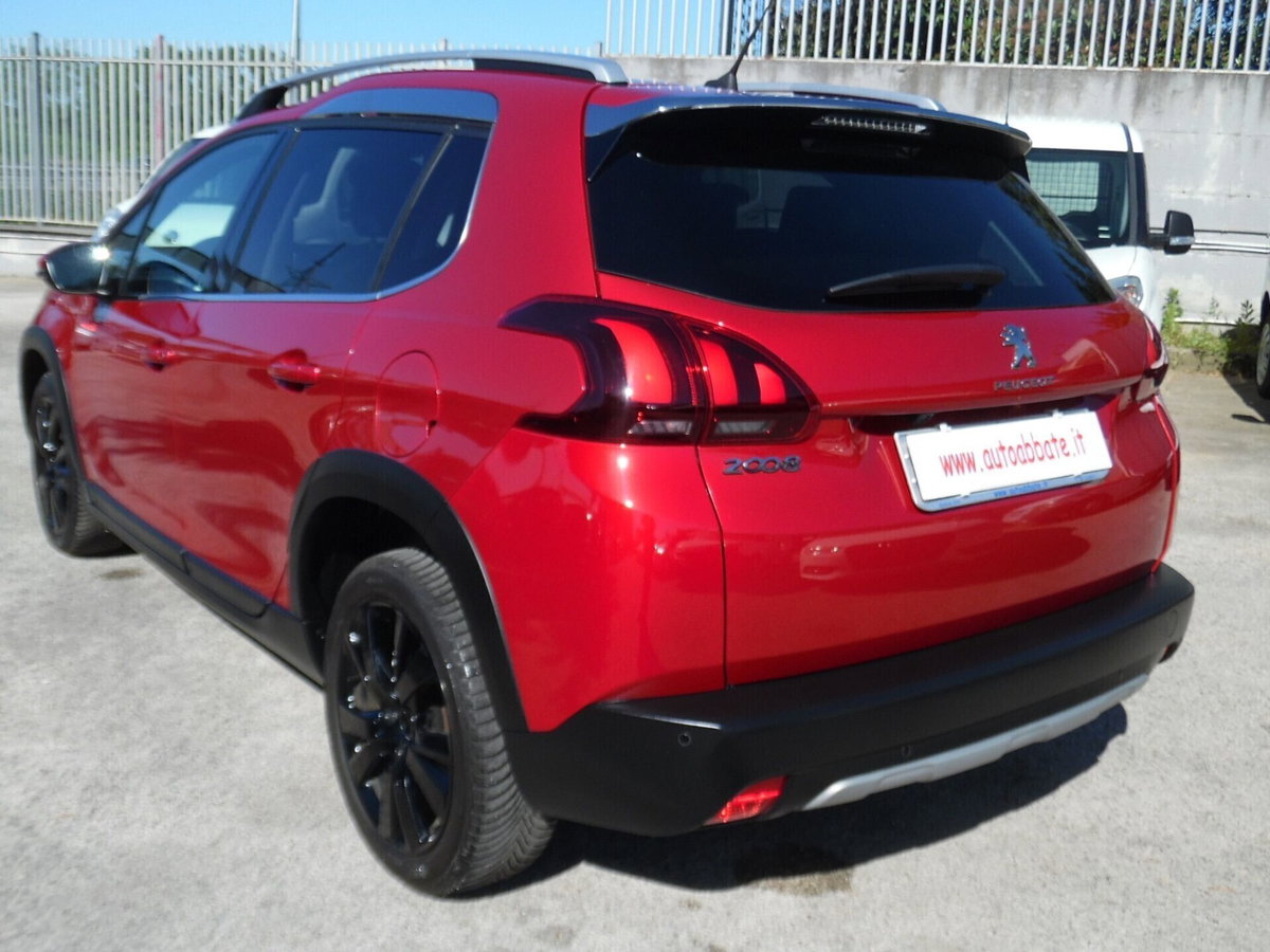 Peugeot 2008 BlueHDi 100 S&S Allure (5)