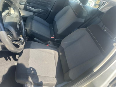 Citroen C3 PureTech 82 GPL Shine (10)