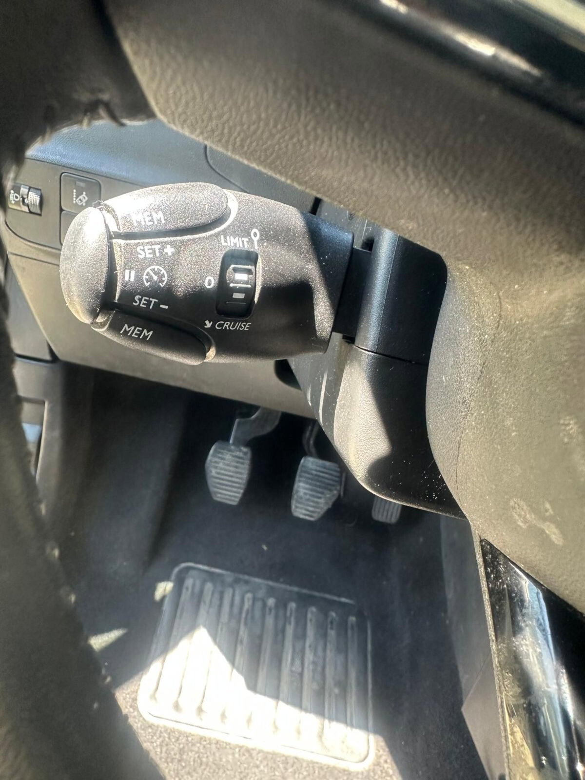 Citroen C3 PureTech 82 GPL Shine (9)