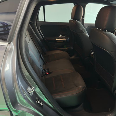 Mercedes-Benz GLA SUV 200 d AMG Line Advanced Plus 4matic auto (20)