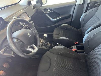 Peugeot 208 e-HDi 115 CV Stop&Start 5 porte Allure (10)