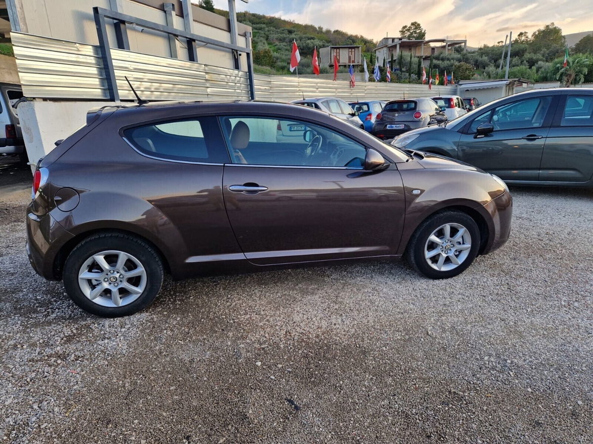 Alfa Romeo MiTo 1.3 JTDm 85 CV S&S Progression (2)