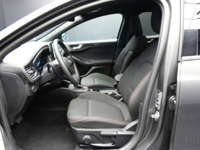 Ford Focus Station Wagon 1.0 EcoBoost Hybrid 125 CV SW ST-Line (3)
