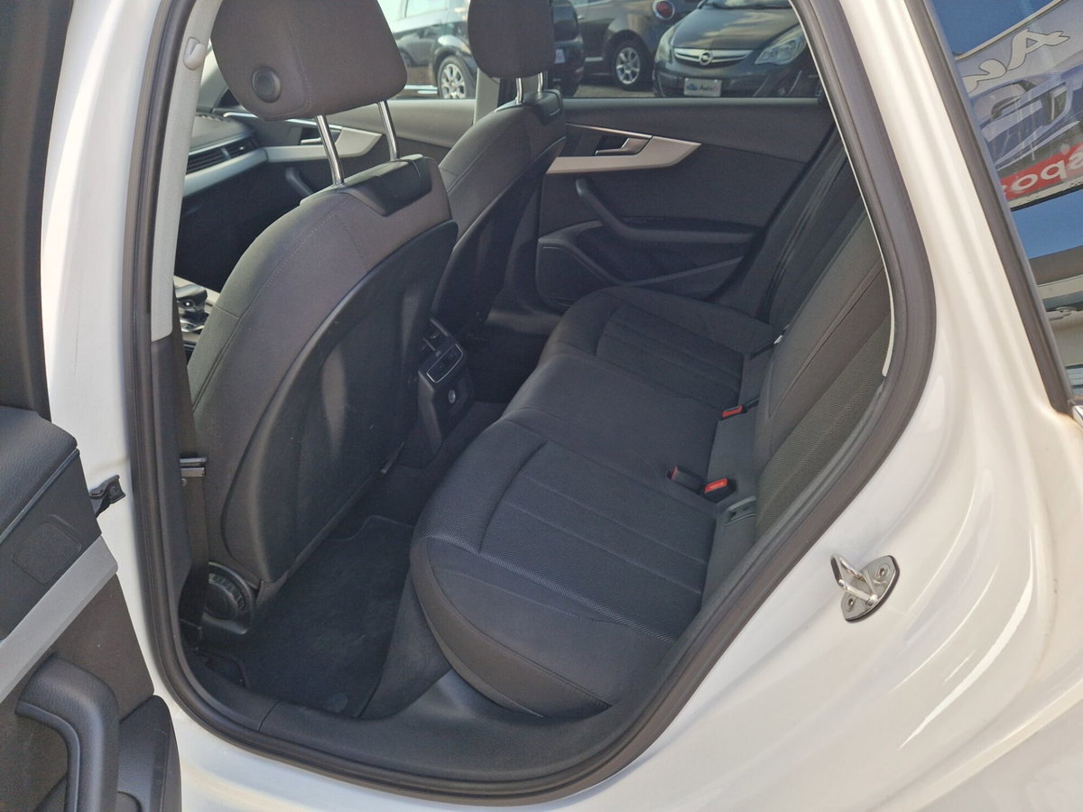 Audi A4 Avant 35 TDI S tronic Business (16)