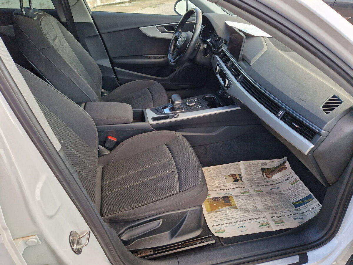 Audi A4 Avant 35 TDI S tronic Business (18)