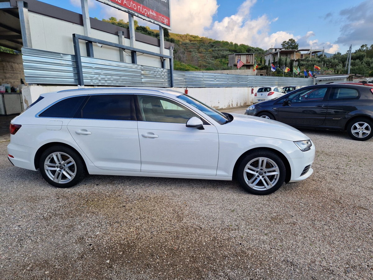 Audi A4 Avant 35 TDI S tronic Business (2)