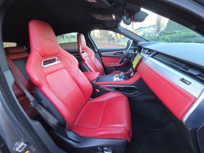 Jaguar F-Pace 2.0d i4 mhev R-Dynamic HSE 90th Anniversary Edition awd 204cv auto (19)