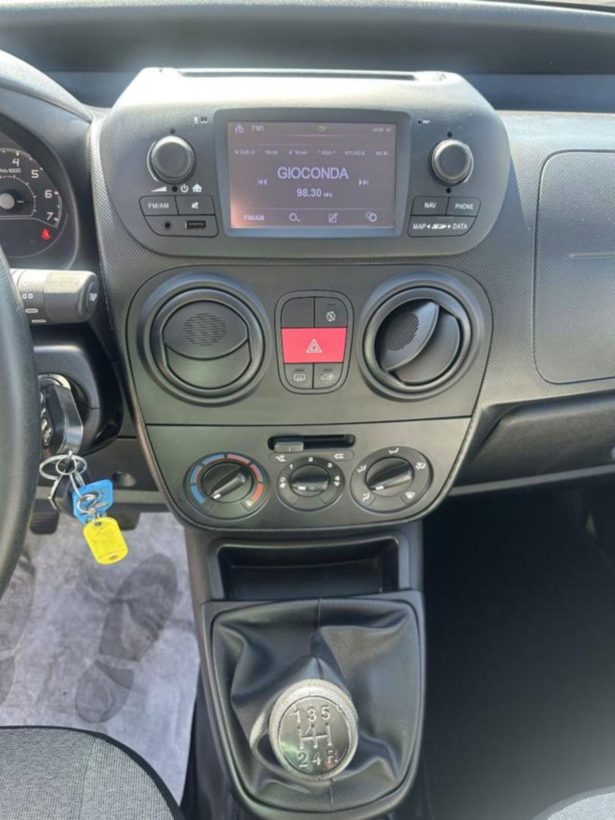 Fiat Fiorino combi N1 1.3 mjt 95cv Adventure (11)