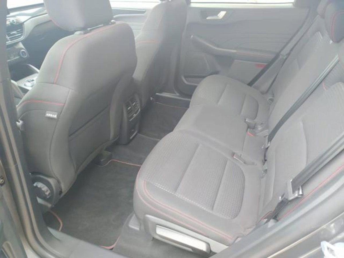 Ford Kuga 2.5 Full Hybrid 190 CV CVT 2WD ST-Line Design (11)
