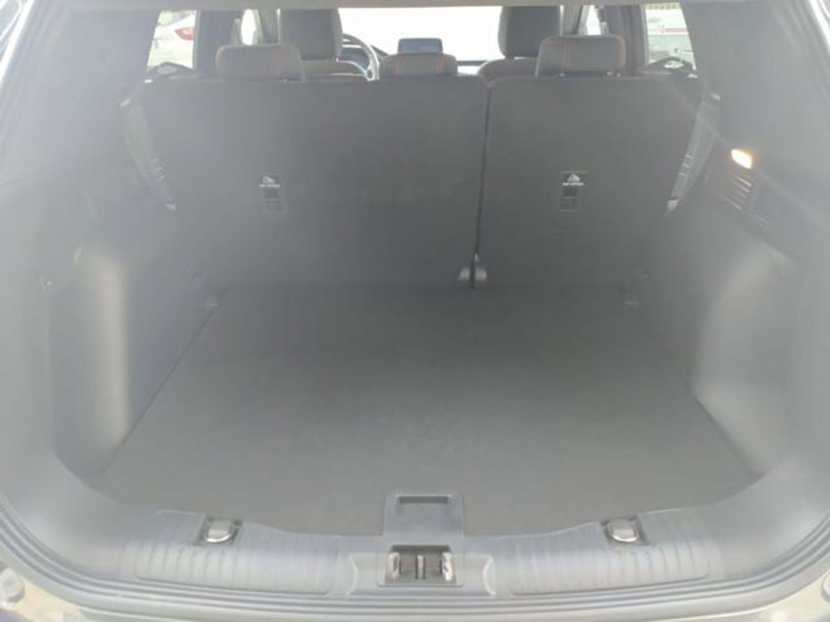 Ford Kuga 2.5 Full Hybrid 190 CV CVT 2WD ST-Line Design (13)