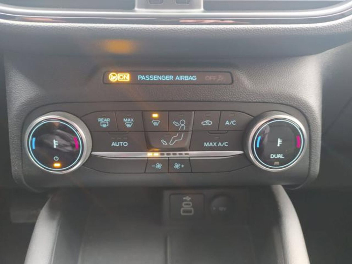 Ford Kuga 2.5 Full Hybrid 190 CV CVT 2WD ST-Line Design (16)