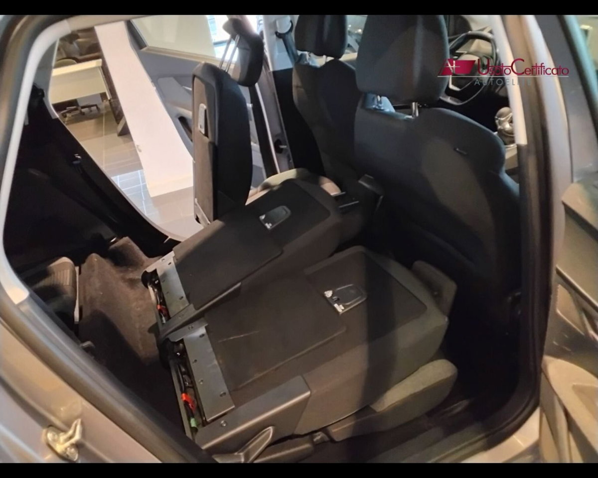 Peugeot 5008 BlueHDi 150 S&S Business (16)