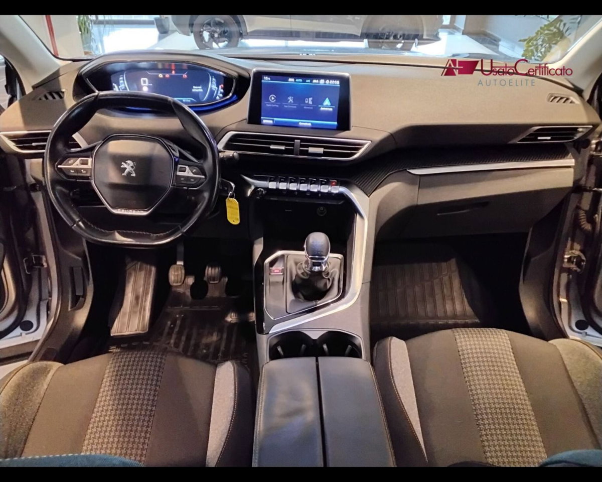 Peugeot 5008 BlueHDi 150 S&S Business (19)