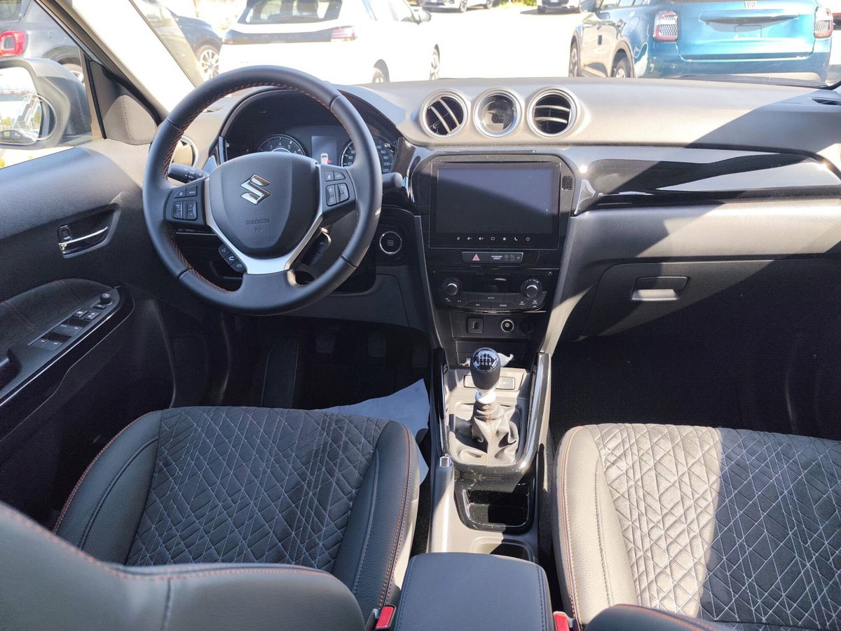 Suzuki Vitara Vitara 61kWh Top 2wd (12)