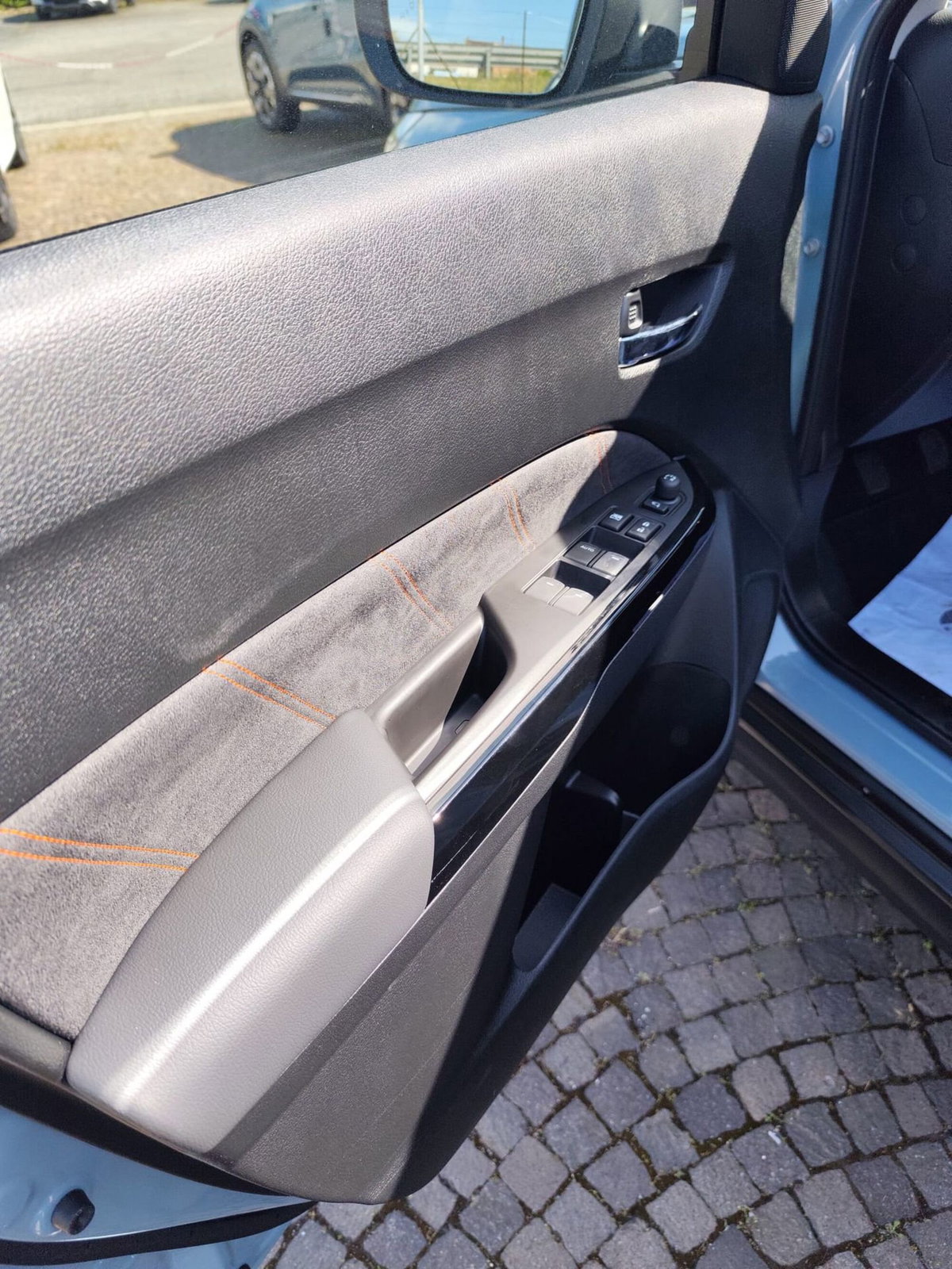 Suzuki Vitara Vitara 61kWh Top 2wd (15)