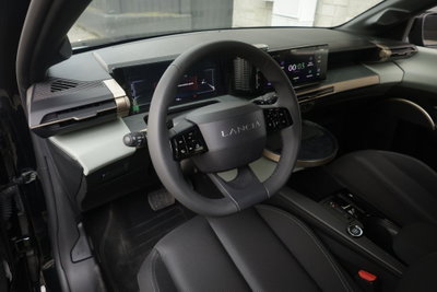 Lancia Ypsilon 1.2 mhev LX 110cv e-dct (14)