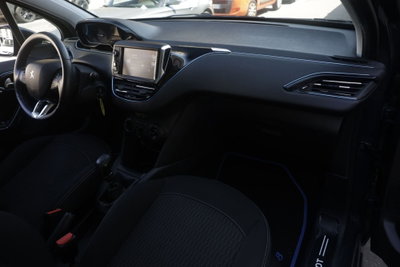 Peugeot 208 82 5p. GPL Active (8)