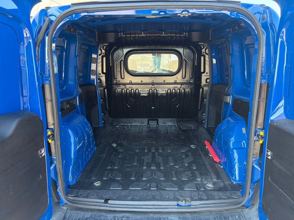Fiat Doblò Furgone 1.6 MJT 105CV PL-TN Cargo Maxi Lamierato SX (10)