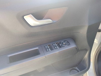 Ford Tourneo Courier 1.0 ecoboost 125cv Titanium powershift (11)