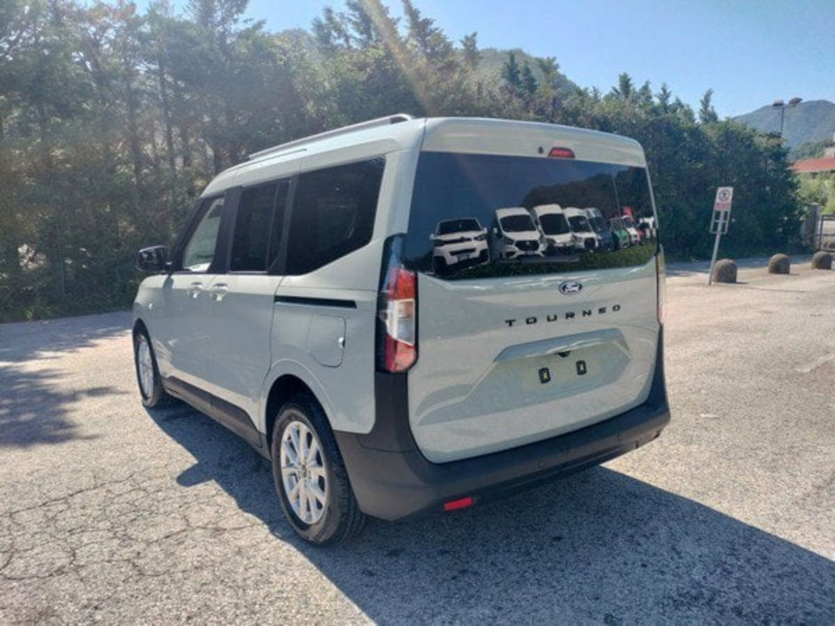 Ford Tourneo Courier 1.0 ecoboost 125cv Titanium powershift (8)