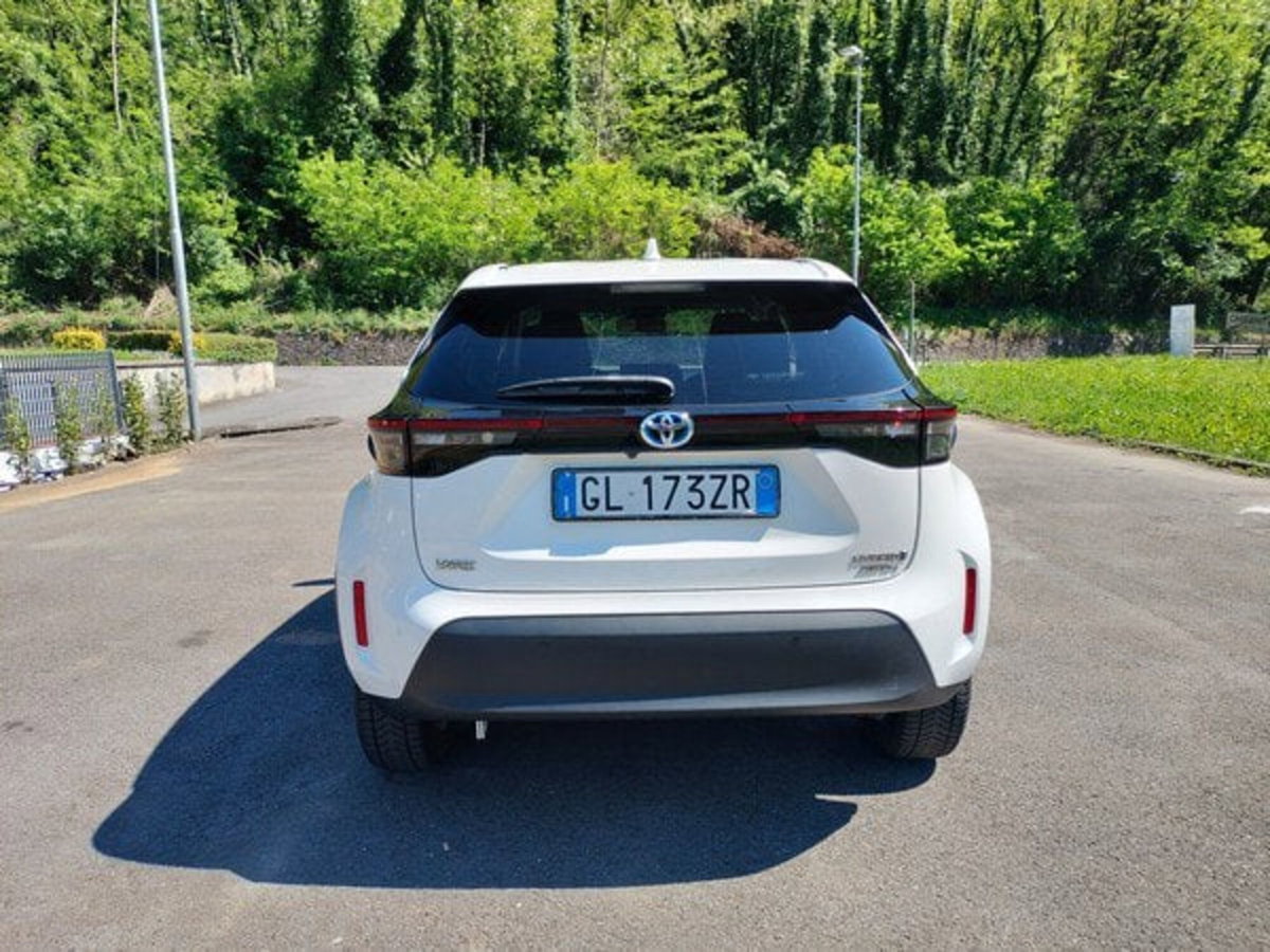 Toyota Yaris Cross Trend awd-i 115cv e-cvt (7)