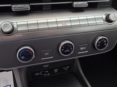 Hyundai Kona 1.0 t-gdi XTech 2wd 115cv mt (17)