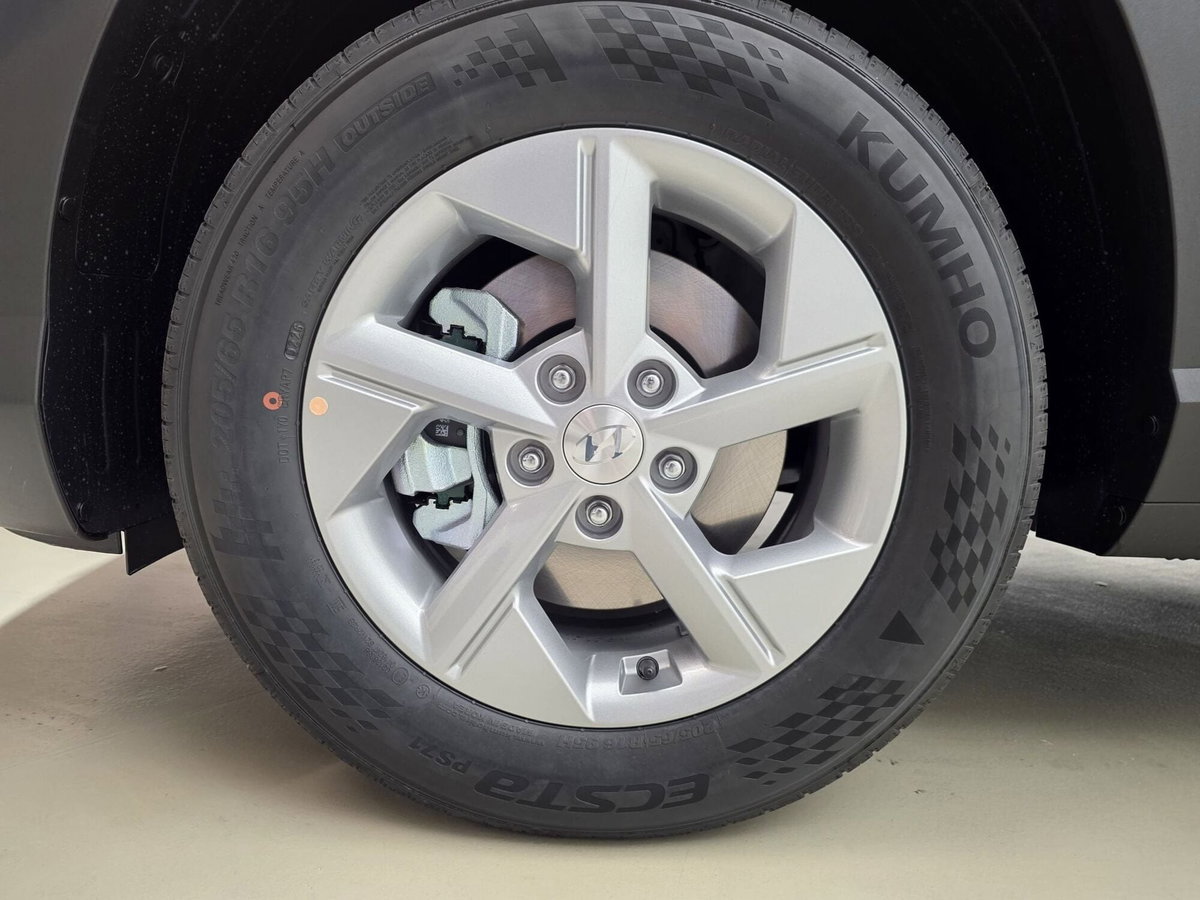 Hyundai Kona 1.0 t-gdi XTech 2wd 115cv mt (18)