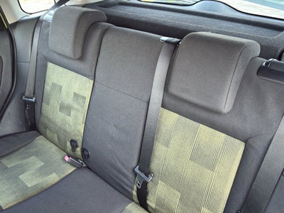 Ford Fiesta 1.2 16V 5p. Titanium (7)