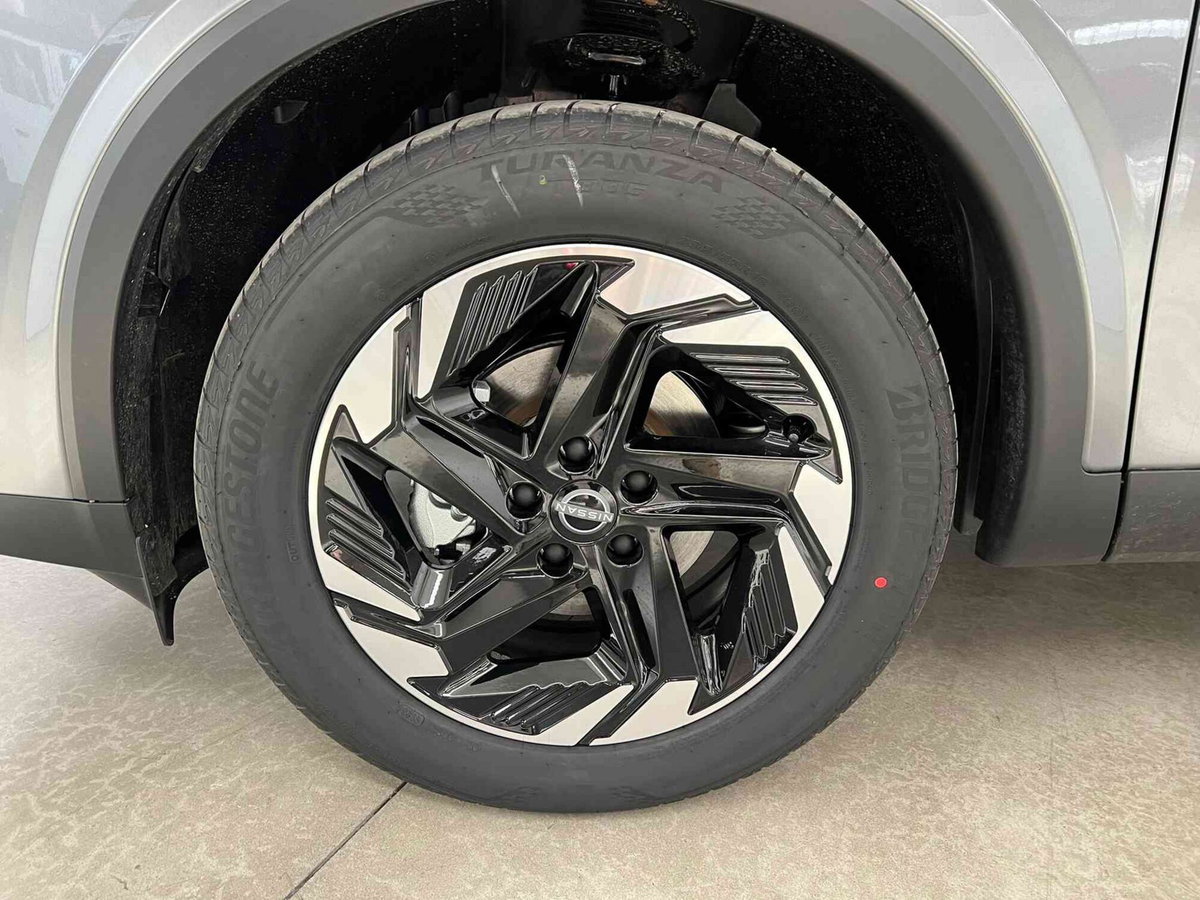 Nissan Qashqai 1.3 mhev N-Connecta 2wd 158cv xtronic (5)