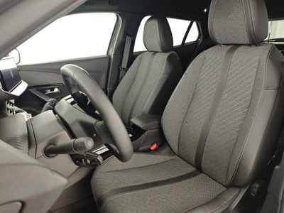 Peugeot 2008 PureTech 100 S&S Allure (11)