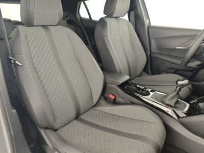 Peugeot 2008 PureTech 100 S&S Allure (14)