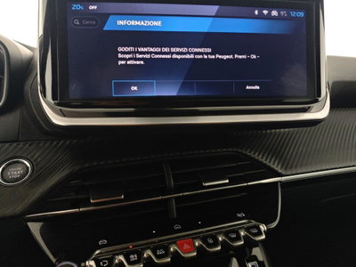 Peugeot 2008 PureTech 100 S&S Allure (16)