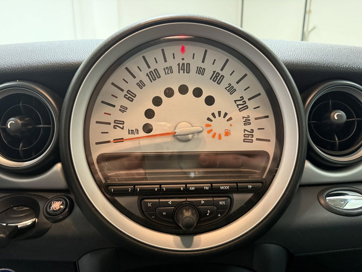MINI Mini 1.6 16V One (55kW) (10)