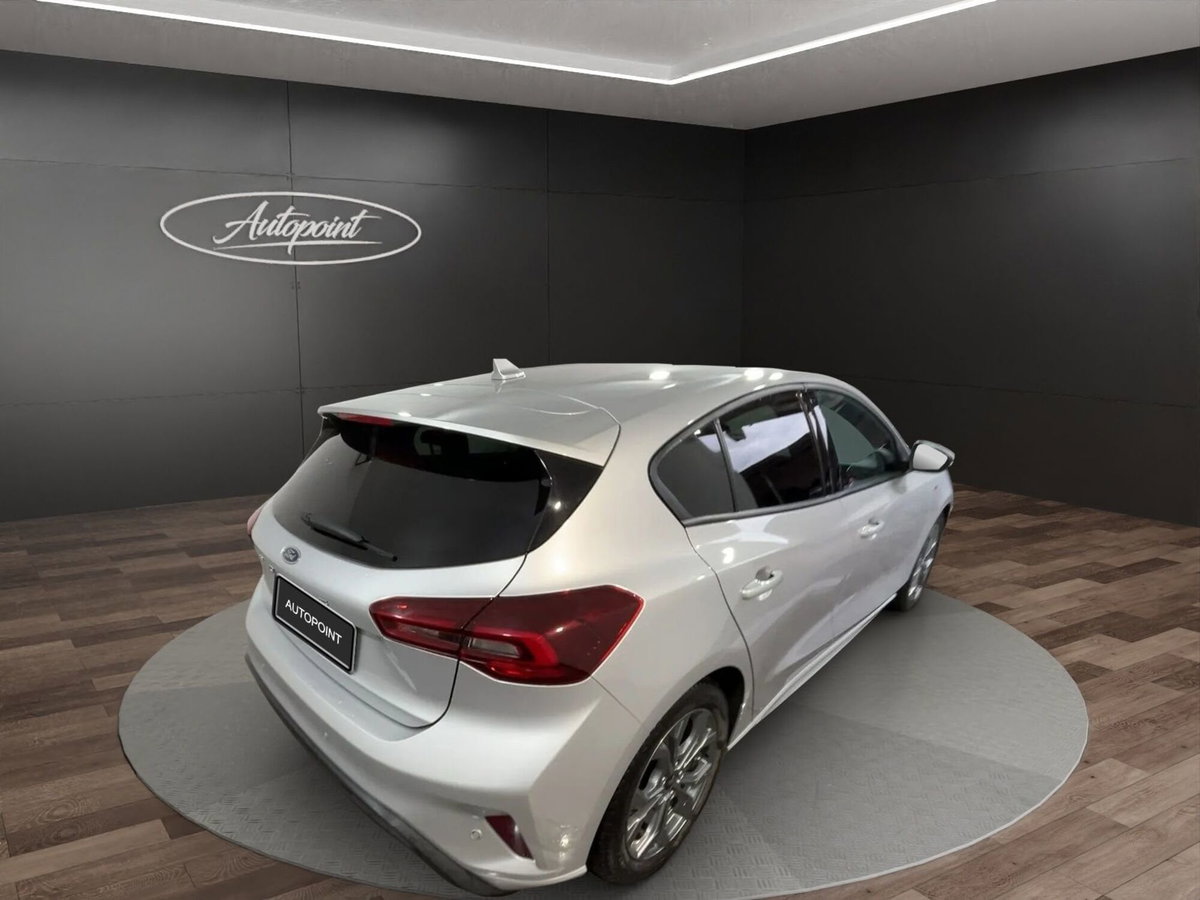 Ford Focus 1.0t ecoboost h ST-Line X 155cv powershift (5)