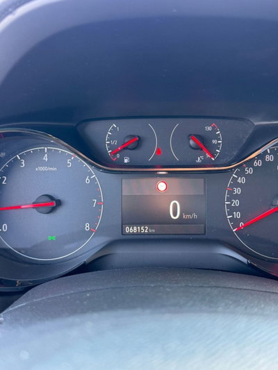 Opel Corsa 1.5 D 100 CV Edition (8)