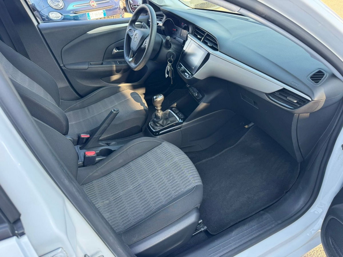 Opel Corsa 1.5 D 100 CV Edition (9)