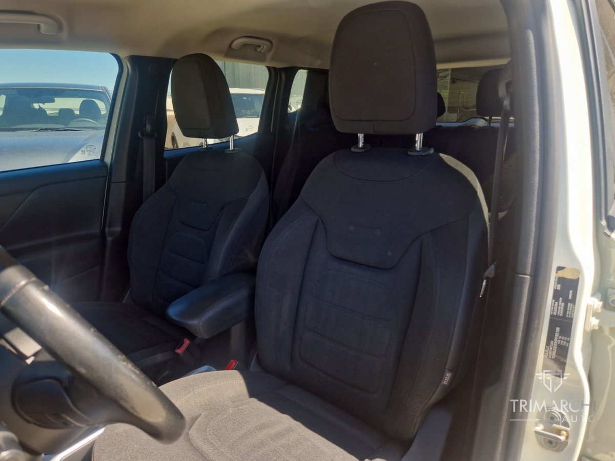 Jeep Renegade 1.6 Mjt 120 CV Limited (8)