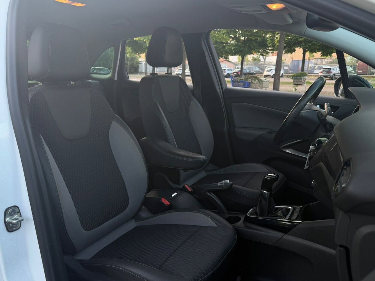 Opel Crossland X 1.2 GPL 12V Advance (8)