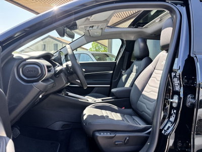 Jeep Avenger 1.2 turbo e-hybrid mhev Summit fwd 110cv edct6 (10)