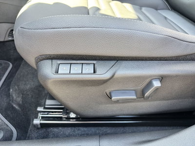 Jeep Avenger 1.2 turbo e-hybrid mhev Summit fwd 110cv edct6 (11)