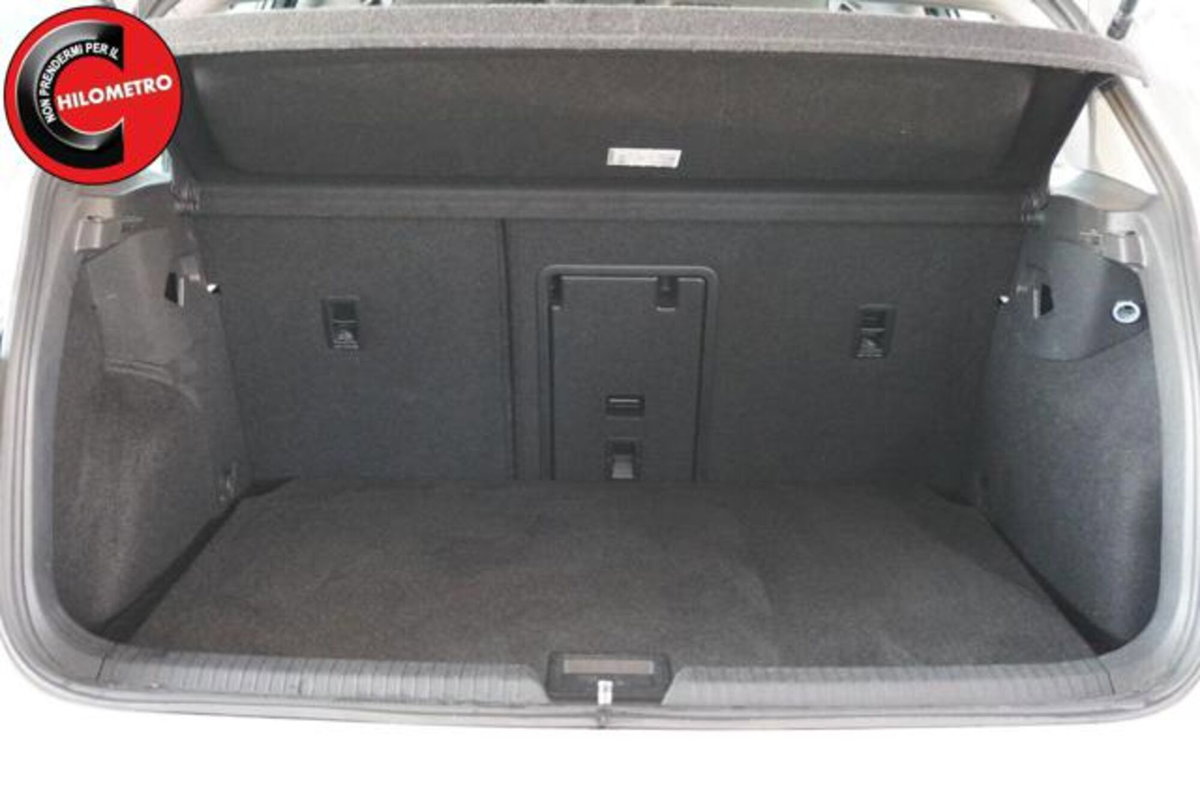 Volkswagen Golf Variant 1.0 eTSI EVO DSG Life (7)