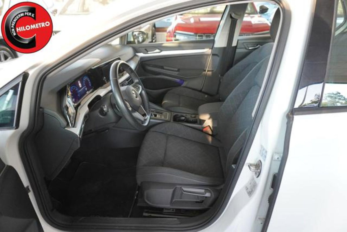Volkswagen Golf Variant 1.0 eTSI EVO DSG Life (10)