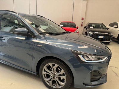 Ford Focus Station Wagon 1.0 EcoBoost Hybrid 125 CV SW ST-Line (3)