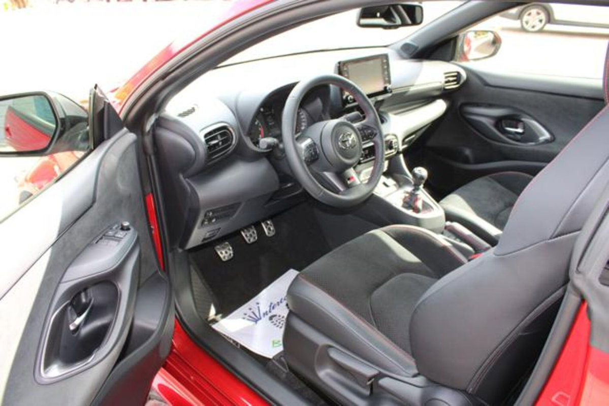 Toyota GR Yaris 1.6 Turbo 3 porte GR Yaris Circuit (8)