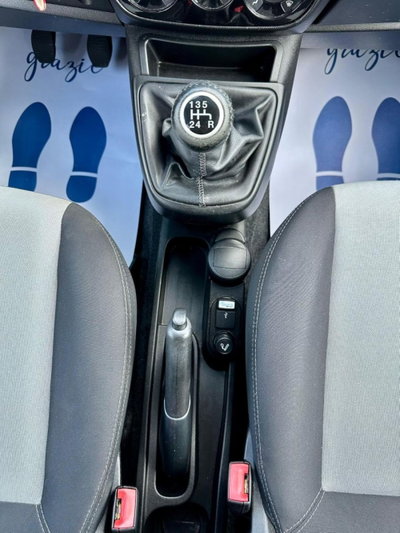 Fiat Qubo 1.4 8V 77 CV Lounge (14)
