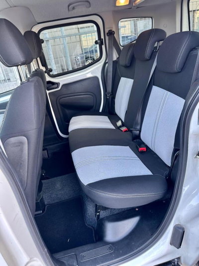 Fiat Qubo 1.4 8V 77 CV Lounge (17)
