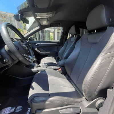 Audi Q3 Sportback 40 TDI quattro S tronic Business Plus (6)